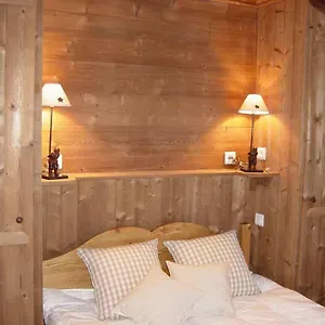 Le Pramecou Val Claret Apartment