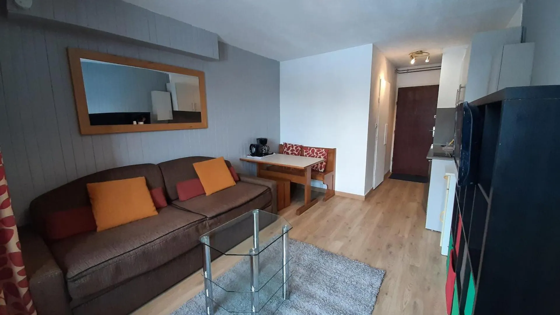 Studio Idealement Situe Pres Des Commerces Et Pistes - Fr-1-449-189 Tignes Apartment